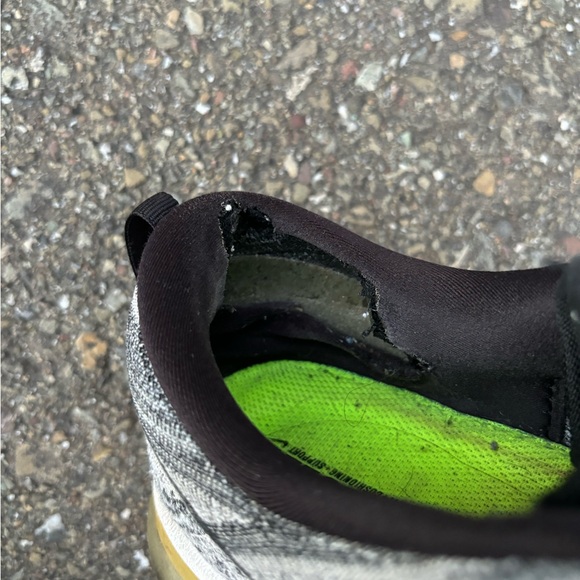 Nike Flyknit Air Max ‘Oreo’ - Picture 6 of 7